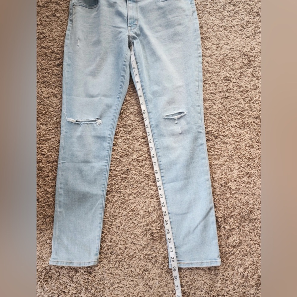 Levi’s 711™ Skinny Jeans for Women - Size 32, Light Blue - Picture 3 of 8